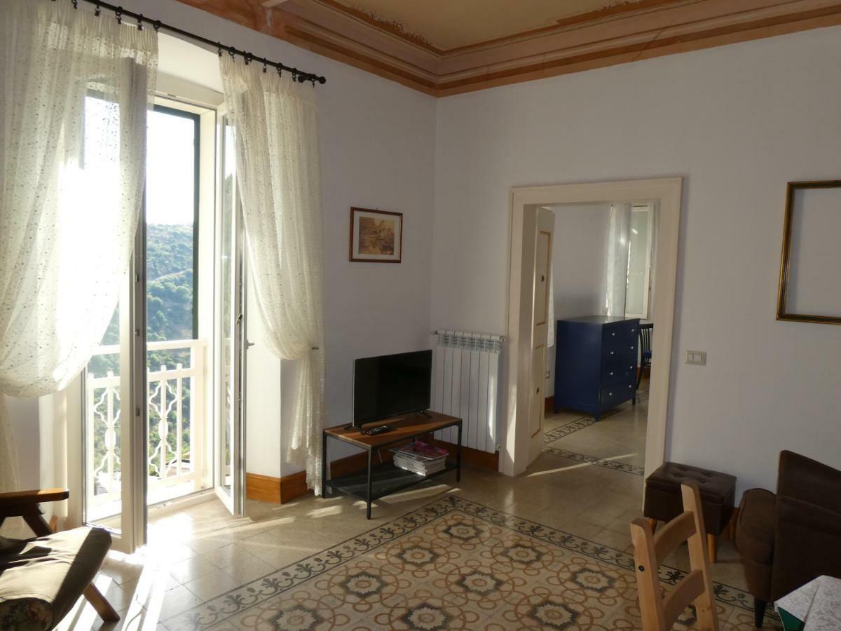 Casa Diamanti-Fox 33 Via Guglielmo Marconi Lejlighed Sonnino Eksteriør billede